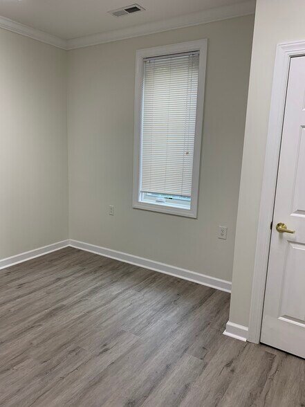 More Photos Of 8524 Six Forks Rd, Raleigh Office For Lease
