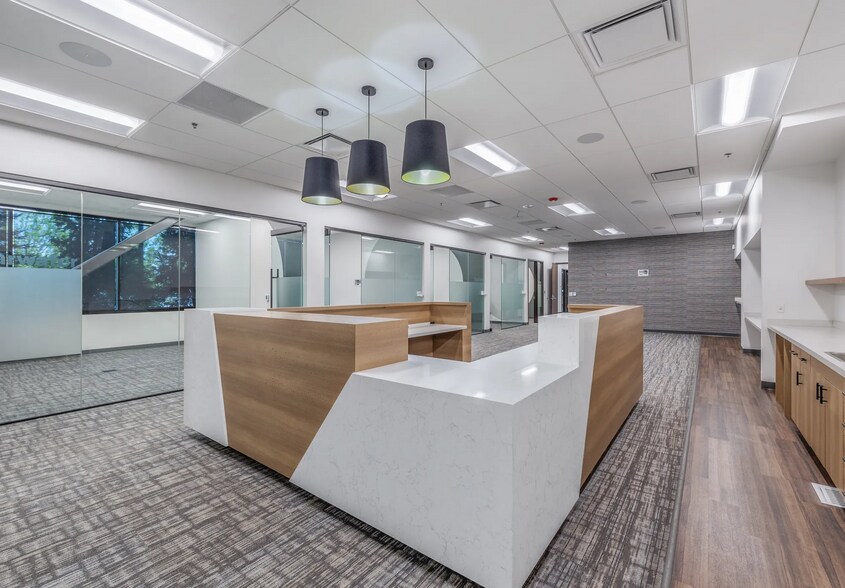 More Photos Of 2929 W Navigator Dr, Meridian Office For Lease