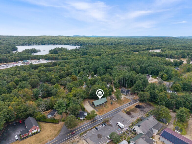 More Photos Of 204 Gray Rd, Cumberland General Retail For Sale