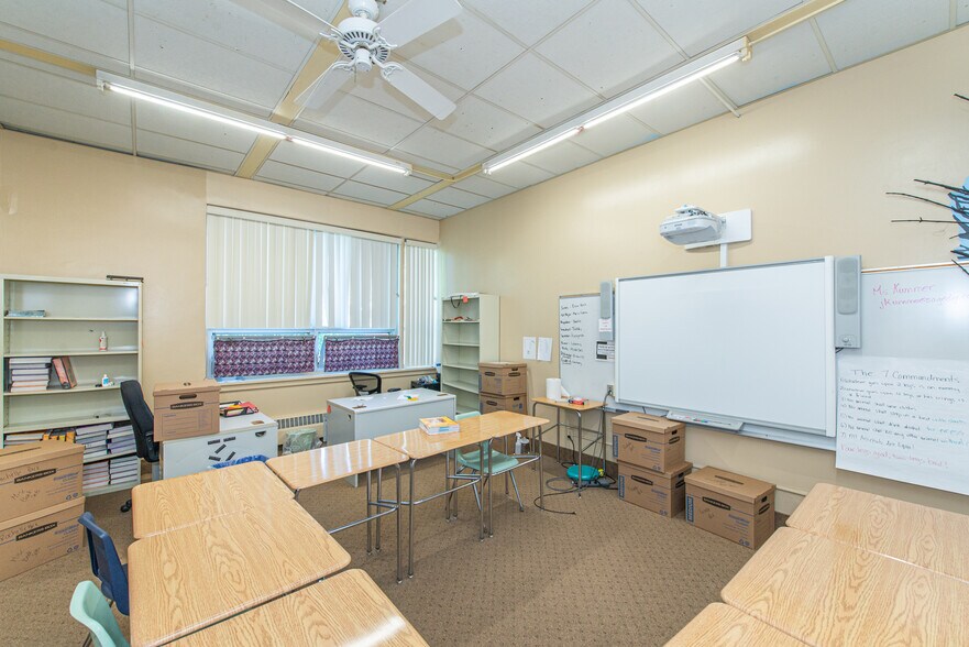 More Photos Of 215 Hill St, Boonton Schools For Lease