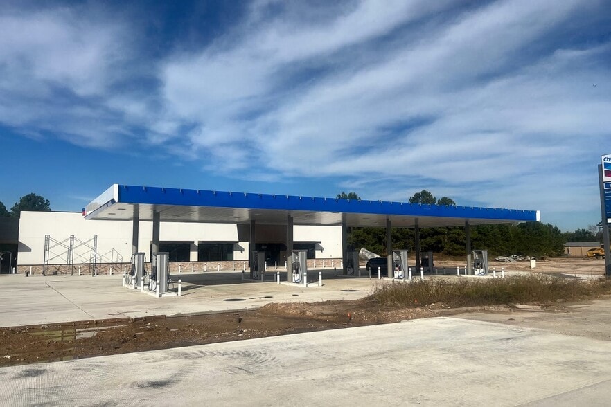 More Photos Of 1851 Northpark Dr, Kingwood General Retail For Sale