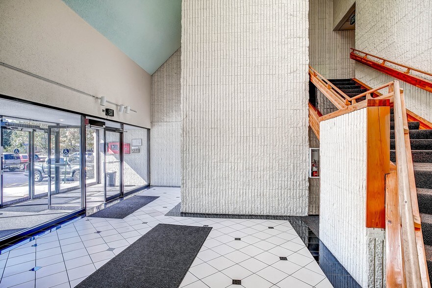 More Photos Of 363 S Harlan St, Lakewood Office For Lease