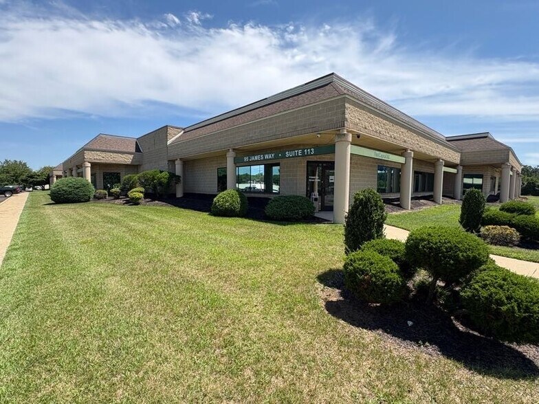 More Photos Of 95 James Way, Southampton Light Manufacturing For Sale