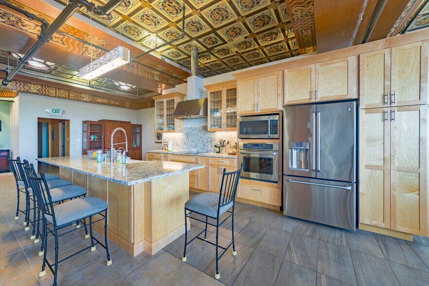 More Photos Of 3708 S El Camino Real, San Mateo Storefront Retail Residential For Sale