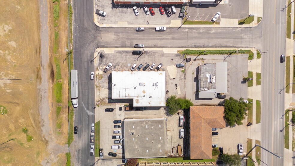 More Photos Of 1003 Beckett Dr, San Antonio Office For Sale