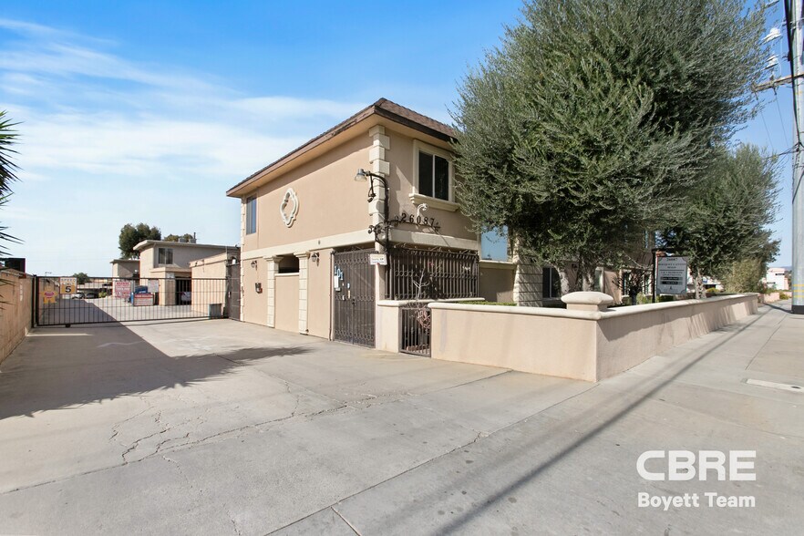 More Photos Of 26087 Bouquet Canyon Rd, Santa Clarita Multifamily For Sale