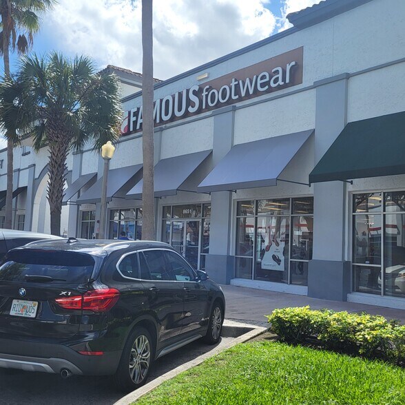 More Photos Of 8651 SW 124th St, Miami General Retail For Lease