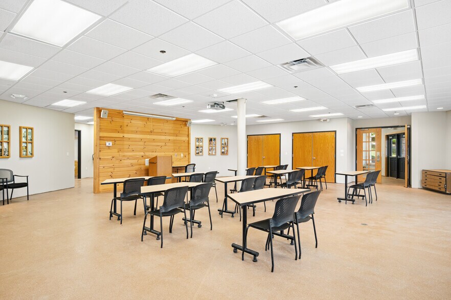 More Photos Of 4100 Adventure Base Rd, Radford Specialty For Sale