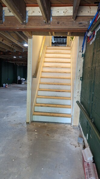 More Photos Of 114 N Main St, Goodlettsville Storefront Retail Office For Sale