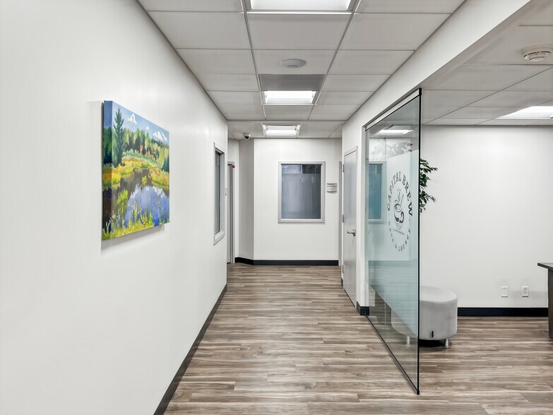 More Photos Of 4315 50th St NW, Washington Coworking Space