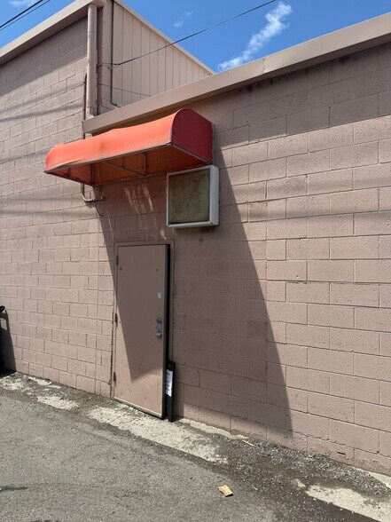 More Photos Of 210 E Main St, Montrose Office For Lease