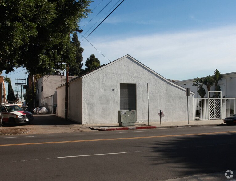 More Photos Of 8069-8071 Beverly Blvd, Los Angeles Storefront For Lease