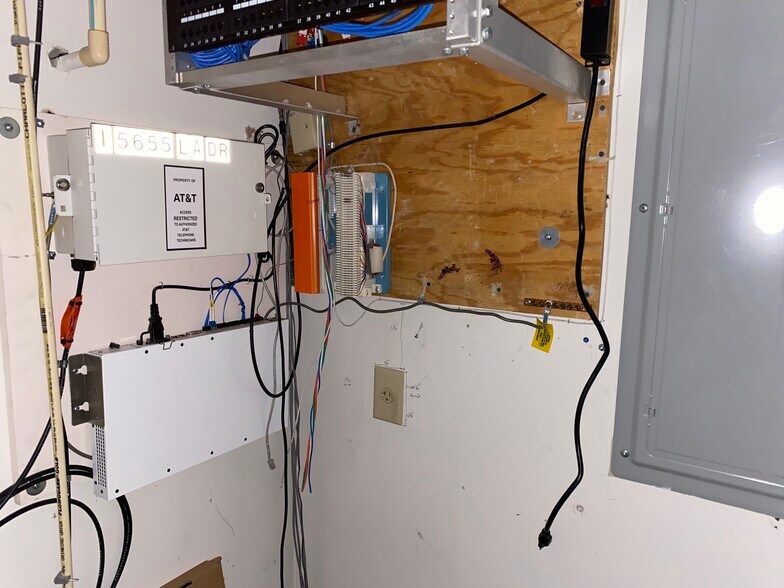 More Photos Of 5655 Lake Acworth Dr NW, Acworth Medical For Lease