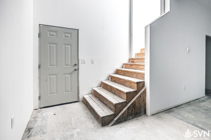 More Photos Of 118 Lester St, Berea Warehouse For Sale