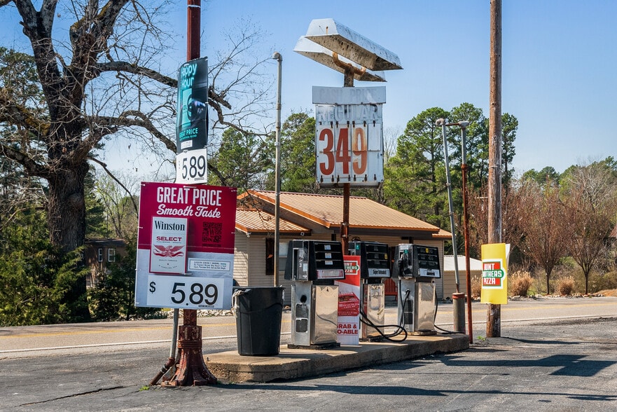 Primary Photo Of 10842 Highway 5 S, Mountain Home Convenience Store For Sale