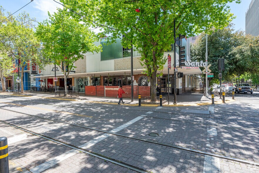 More Photos Of 1000 K St, Sacramento Restaurant For Lease