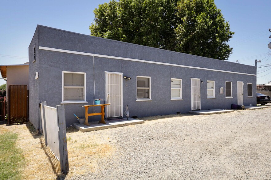 More Photos Of 113 Hopkins Ave, Bakersfield Apartments For Sale