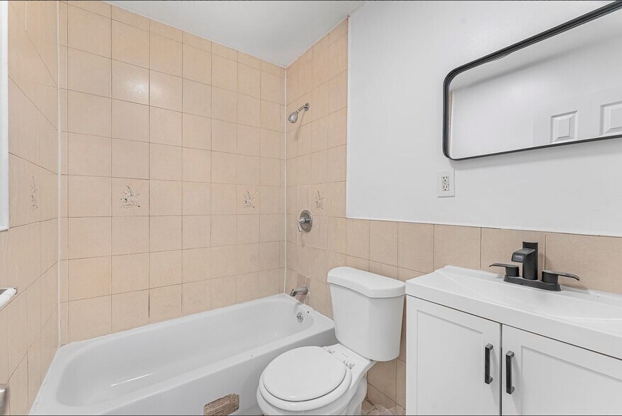 More Photos Of 1400 Prospect Ave, Bronx Apartments For Sale