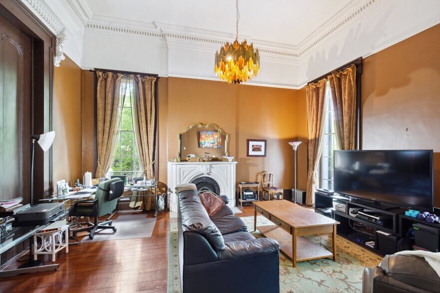More Photos Of 1410 Jackson Ave, New Orleans Lodge Meeting Hall For Sale