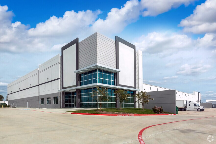 Primary Photo Of 9329 Highway 6 N, Houston Warehouse For Lease