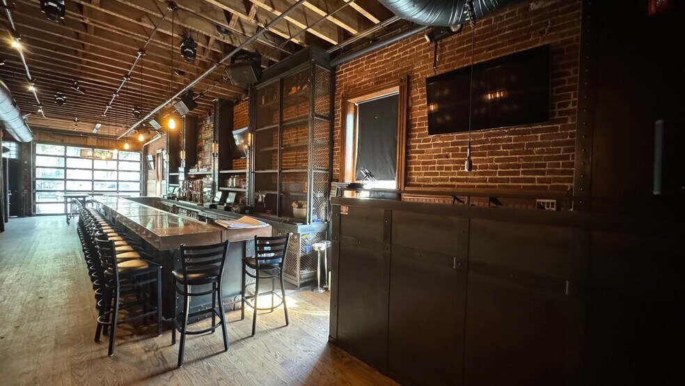 More Photos Of 215-217 Broadway, Bethlehem Restaurant For Lease