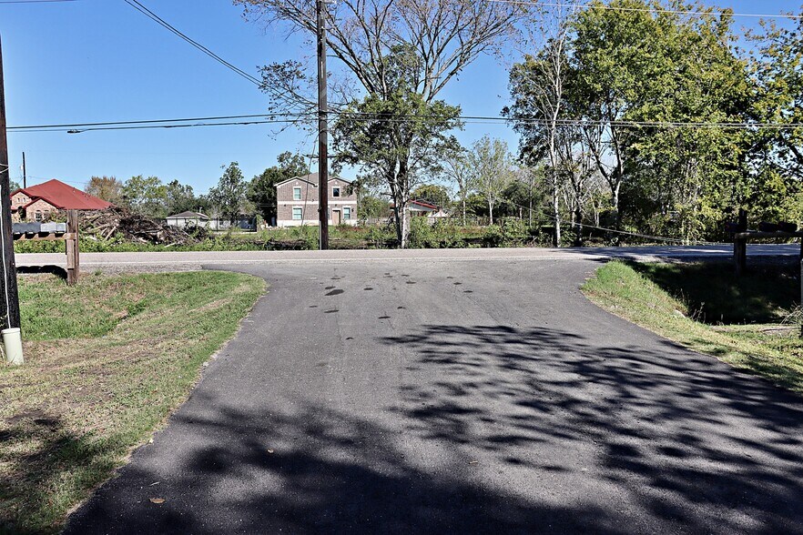 2106 County Road 58, Rosharon, TX 77583 Manufactured Housing Mobile Home Park For Sale