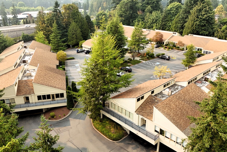 More Photos Of 1611 116th Ave NE, Bellevue Unknown For Sale