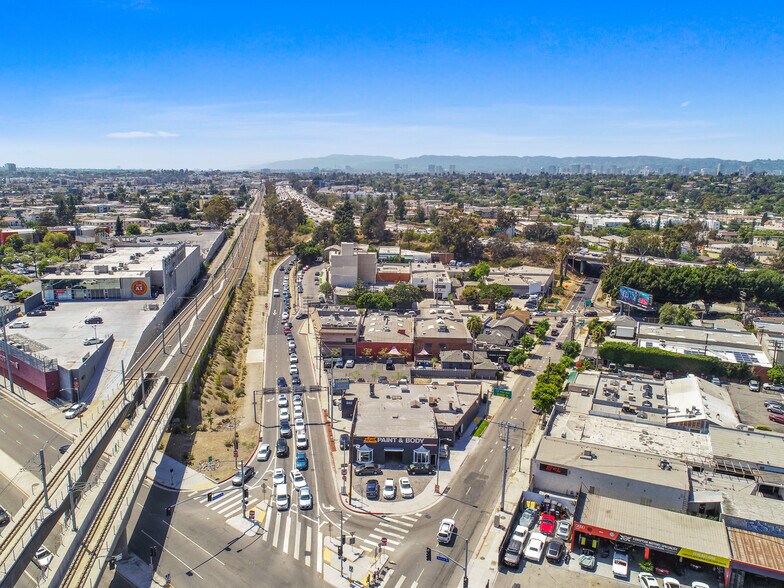 More Photos Of 8953 Venice Blvd, Los Angeles Auto Repair For Sale