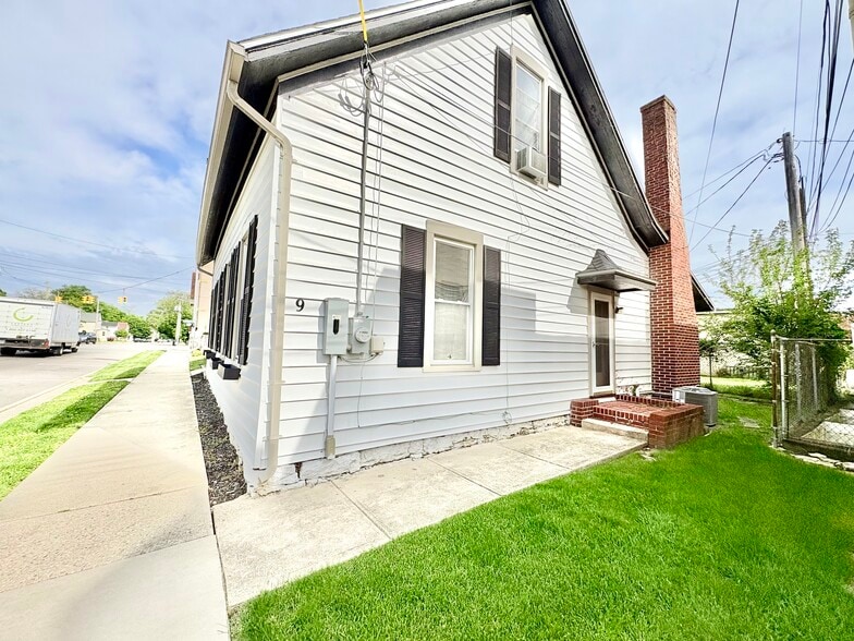 More Photos Of 9 E Canal St, Troy General Retail For Sale