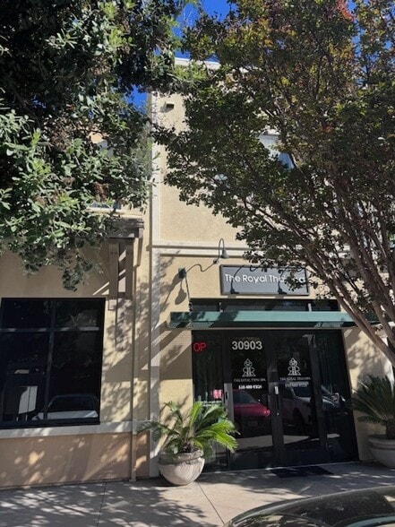 More Photos Of 30901-30915 Union City Blvd, Union City Storefront Retail Office For Sale