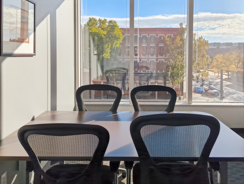 More Photos Of 1299 Farnam St, Omaha Coworking Space