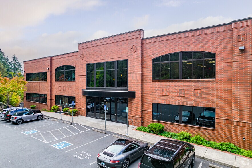 More Photos Of 25030 SW Parkway Ave, Wilsonville Office For Lease