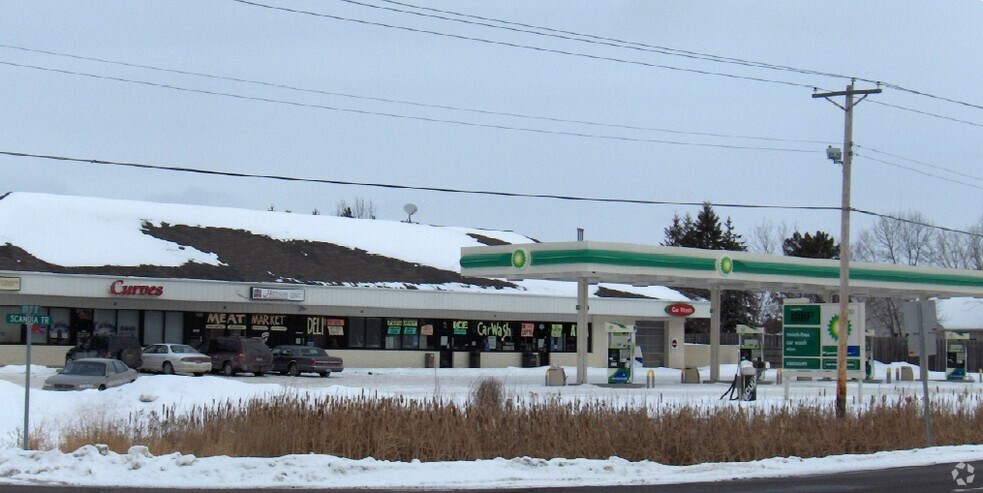 More Photos Of 1107 Scandia Trl, Forest Lake Service Station For Lease