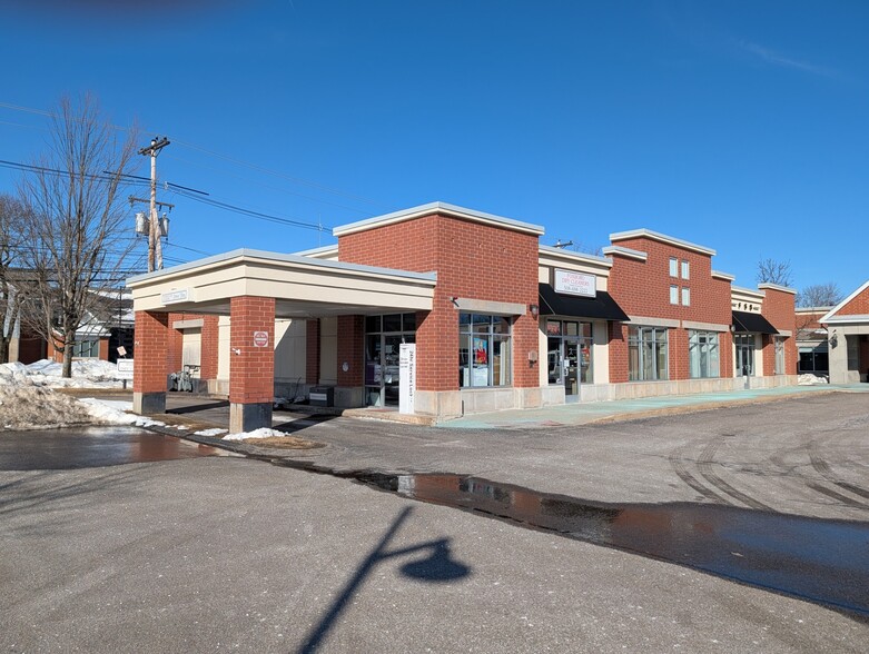 Primary Photo Of 121 Main St, Foxborough Unknown For Lease