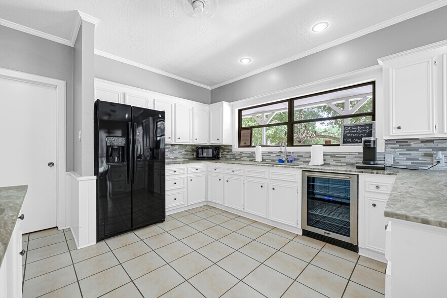 More Photos Of 0, Montgomery Lodge Meeting Hall For Sale