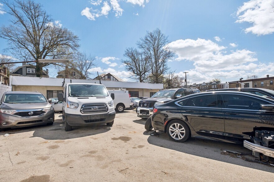 More Photos Of 6301-6311 N Broad St, Philadelphia Freestanding For Sale