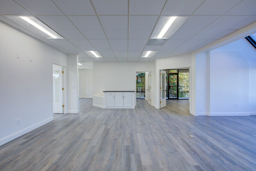 More Photos Of 1518 Coffee Rd, Modesto Medical For Lease