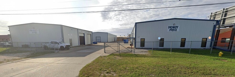 More Photos Of 4201 Agnes St, Corpus Christi Warehouse For Lease