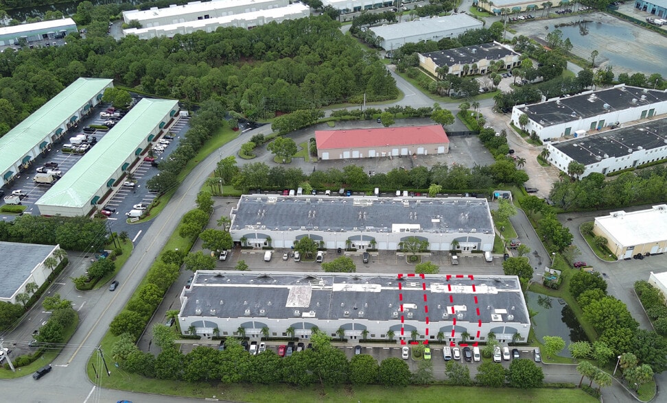 More Photos Of 534 Mercantile Pl, Port Saint Lucie Unknown For Lease