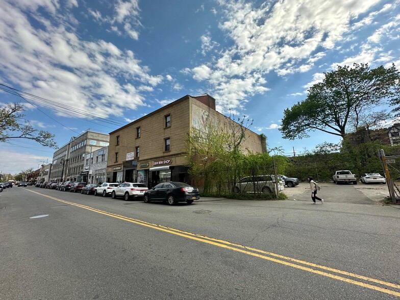 6902 Austin St, Forest Hills, NY 11375 Office