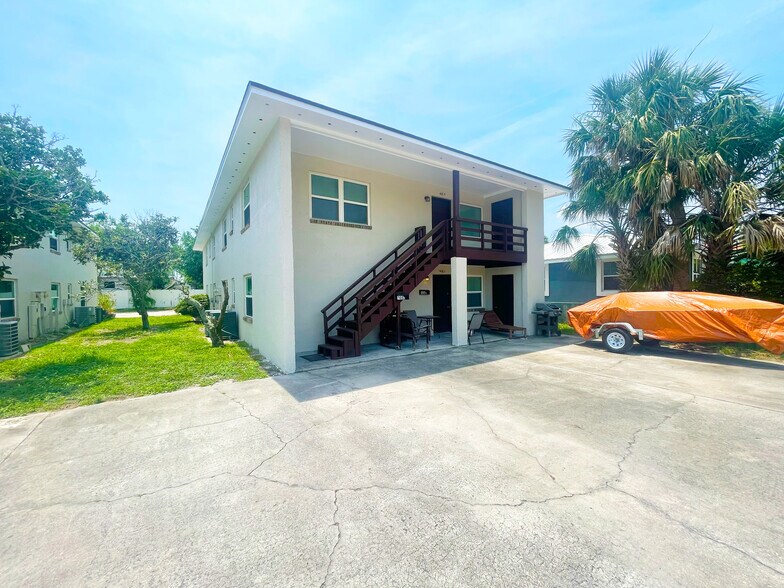 More Photos Of 408 13th Ave N, Jacksonville Beach Multifamily For Sale