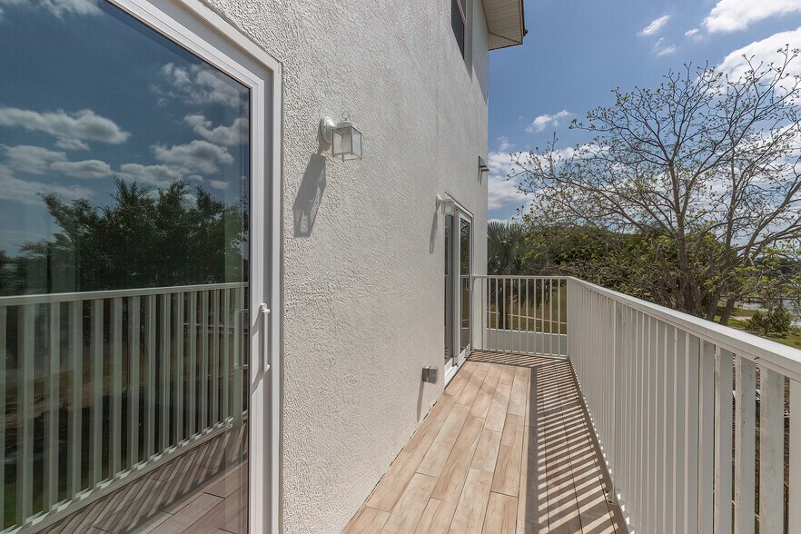 More Photos Of 1900 Oasis Blvd, Sebring Land For Sale