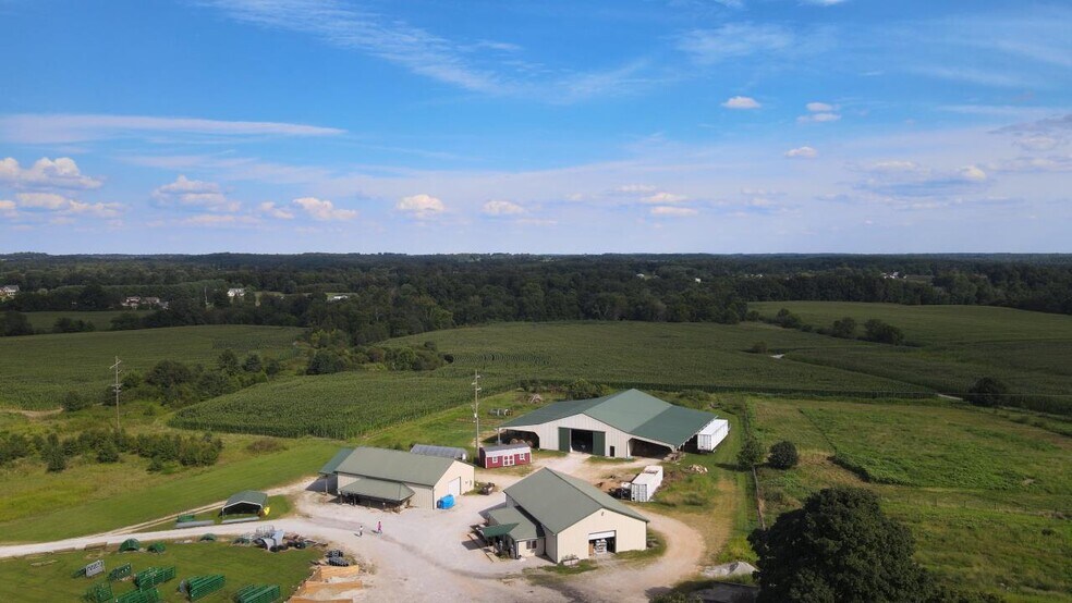 More Photos Of 9695 Elizabethtown Rd, Big Clifty General Retail For Sale