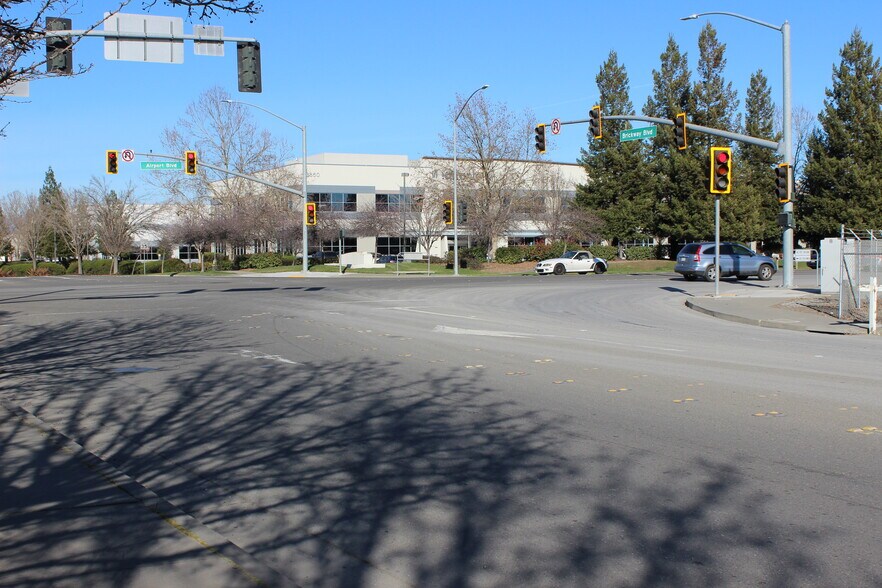 More Photos Of 3775 Brickway Blvd, Santa Rosa Medical For Sale