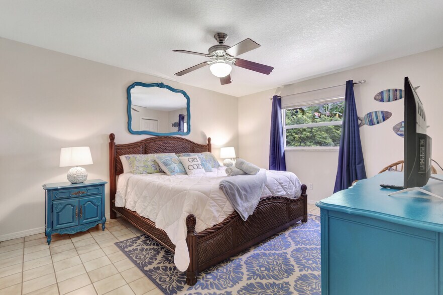 More Photos Of 1505 Coral Ave, Vero Beach Apartments For Sale