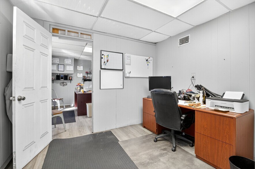 More Photos Of 929 Lititz Pike, Lititz Storefront Retail Office For Sale