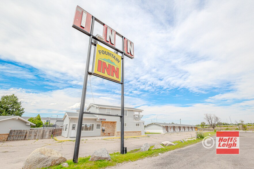 More Photos Of 650 Champlin Dr, Fountain Hotel For Sale