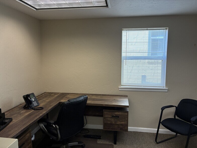 More Photos Of 225 Grand Ave, Paonia Office For Sale