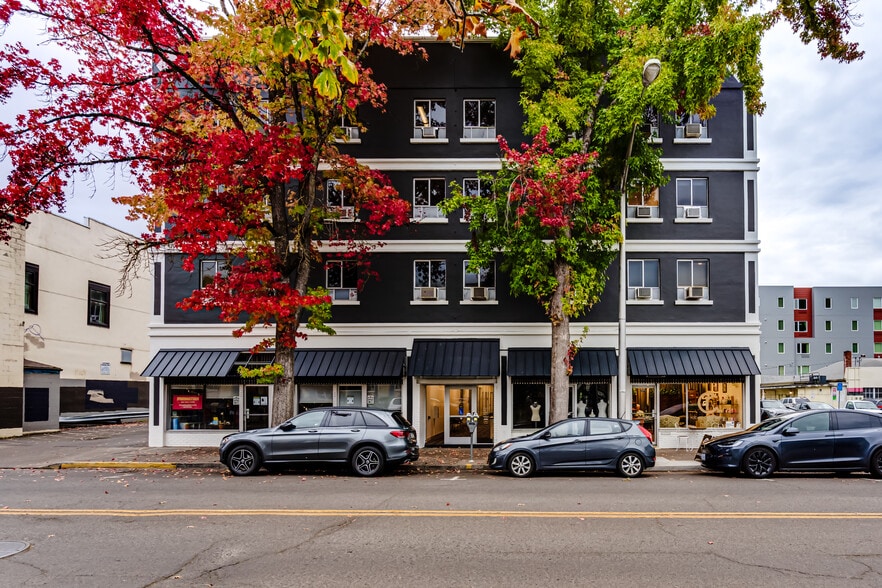 More Photos Of 541-591 Willamette St, Eugene Office For Lease
