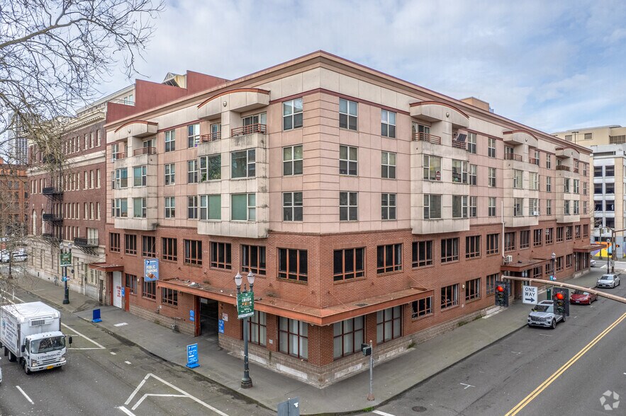 Primary Photo Of 222 SW Pine St, Portland Apartments For Sale